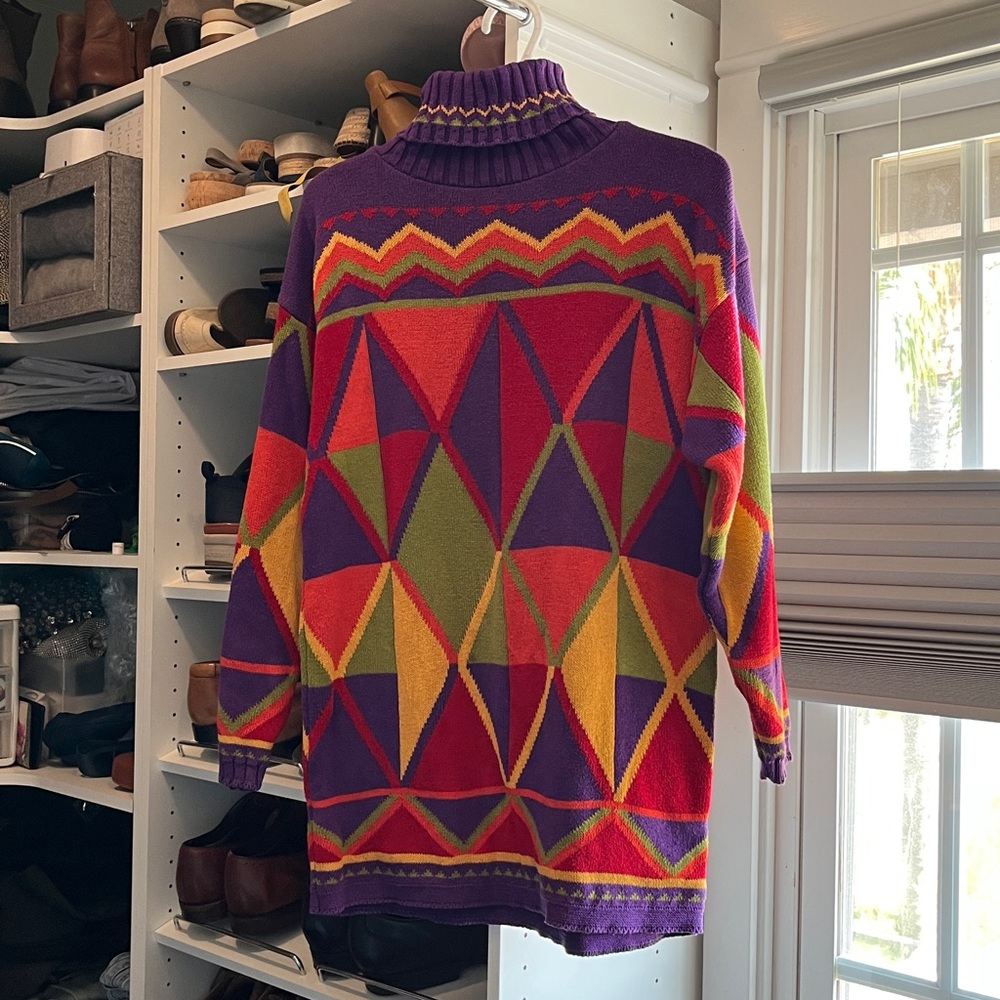 Geometric 80s Purple Turtleneck